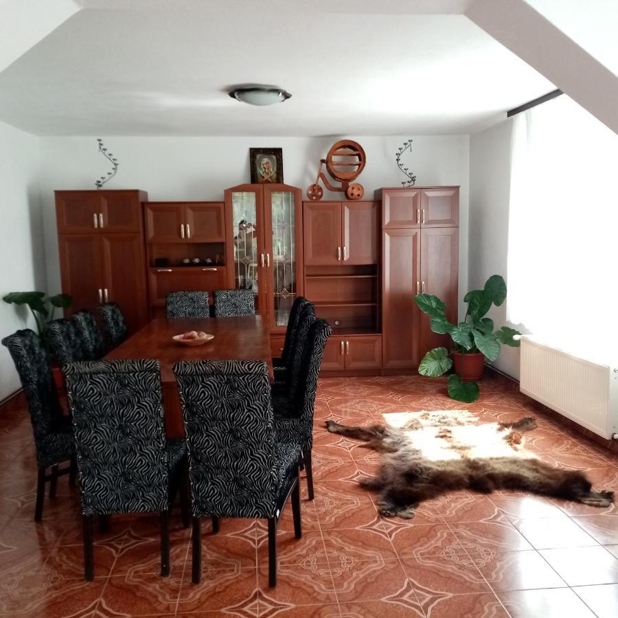 Отель Casa Cornelia Бран Экстерьер фото